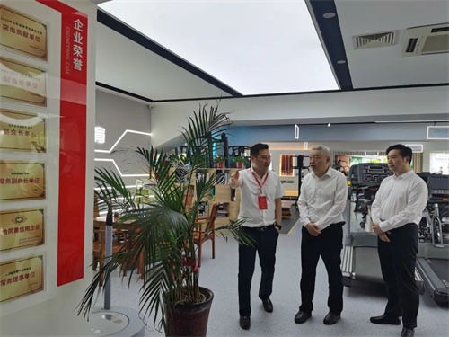 臨沂市政府王映海副市長一行蒞臨米兰·(milan)中国官方网站體育集團濟南省體旗艦店